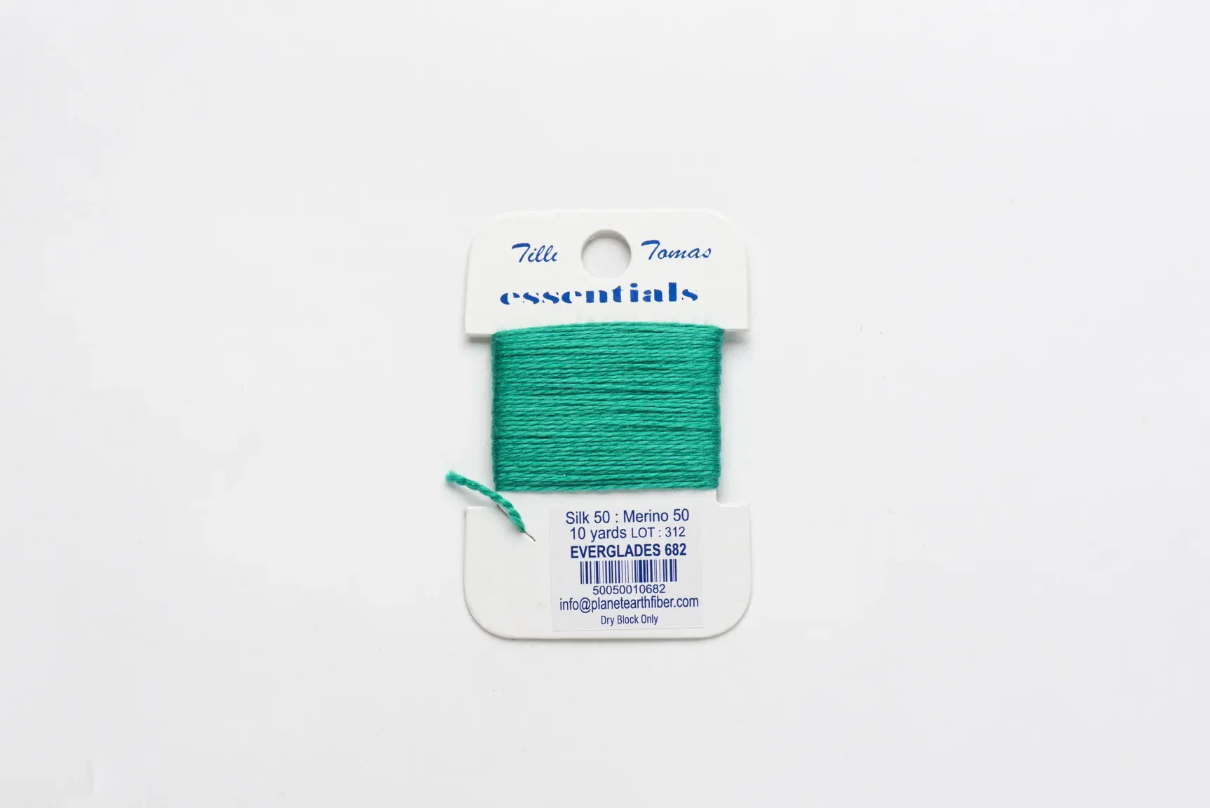 Essentials by Tilli Tomas: Colors 501-799