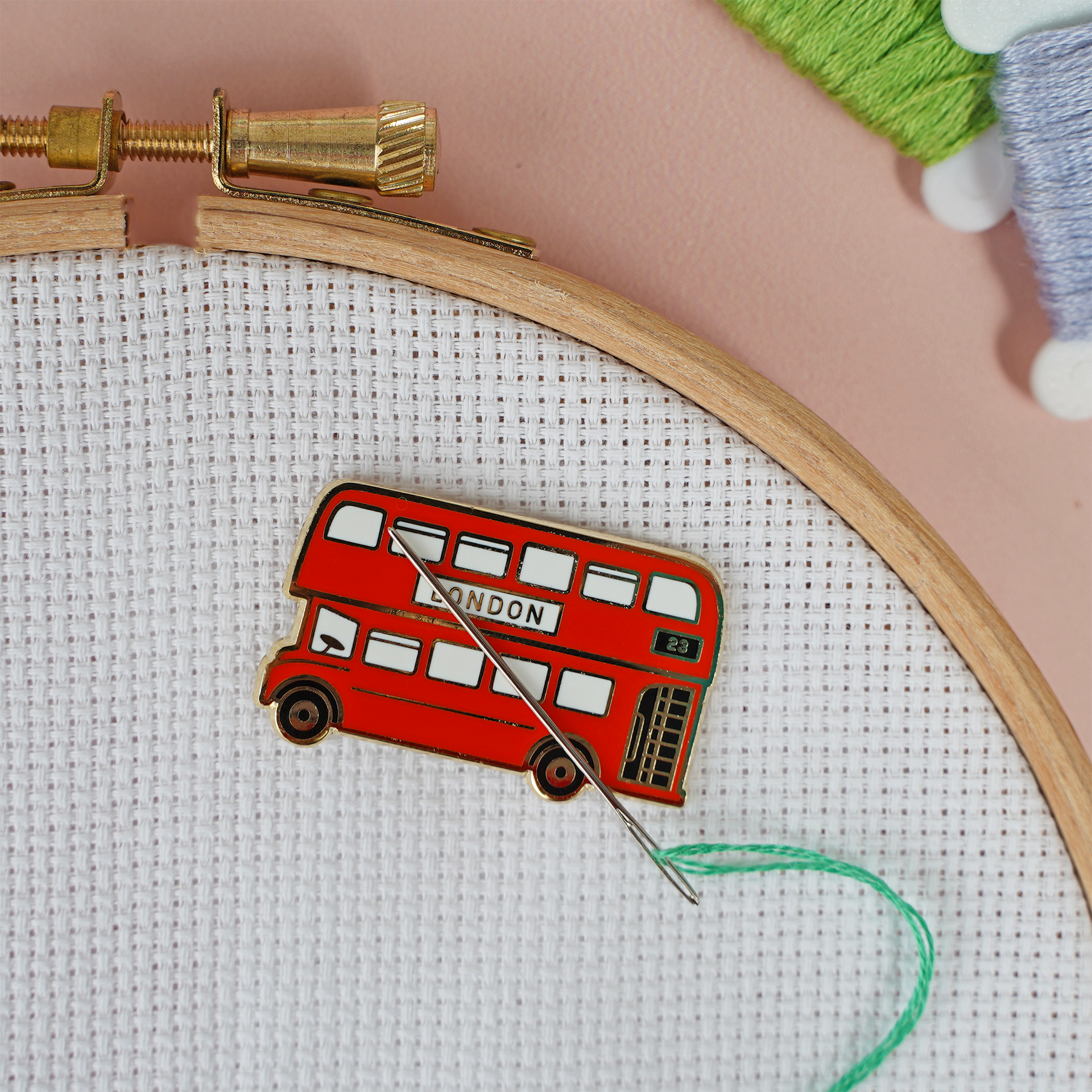 London Bus Needle Minder
