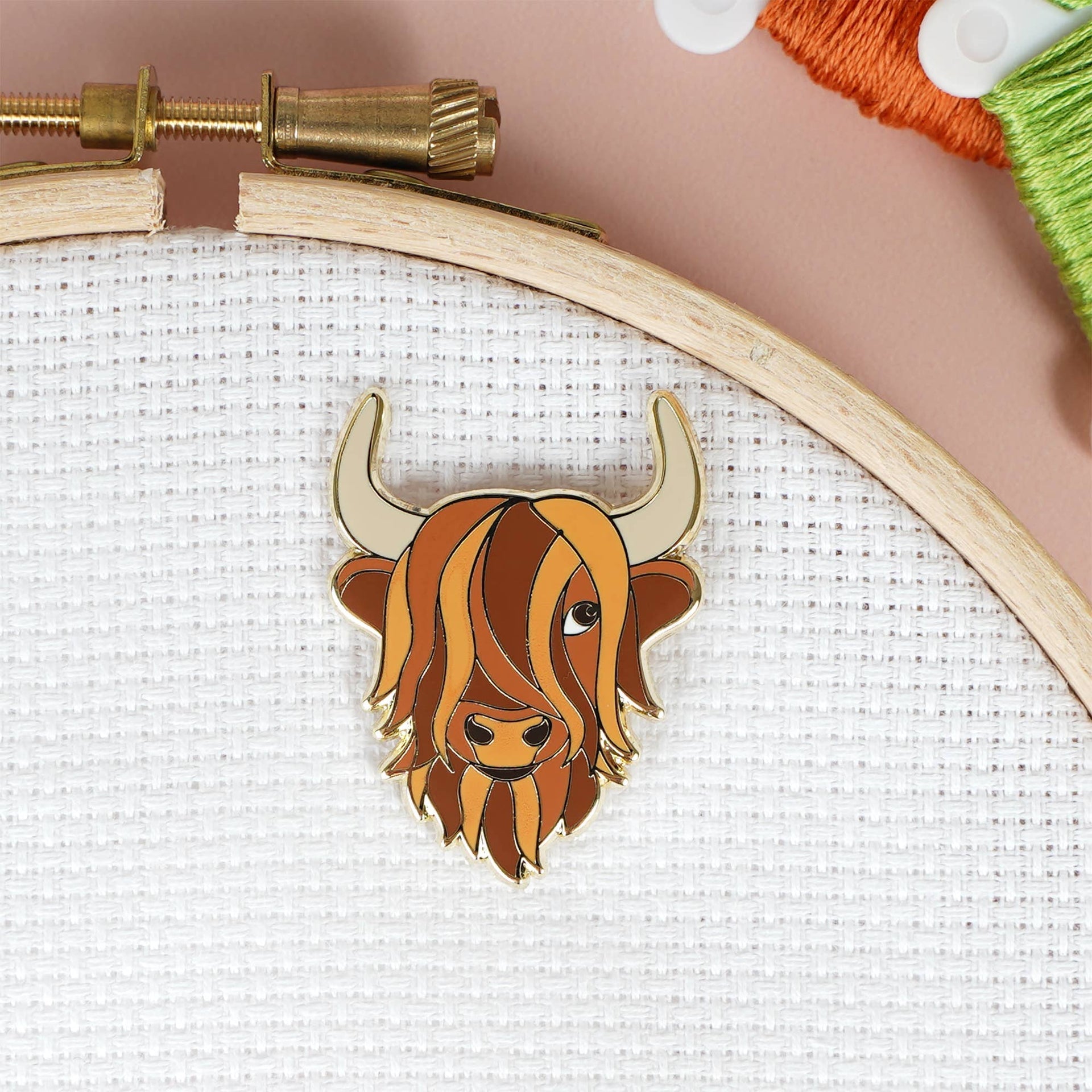 Highland Cow Needle Minder